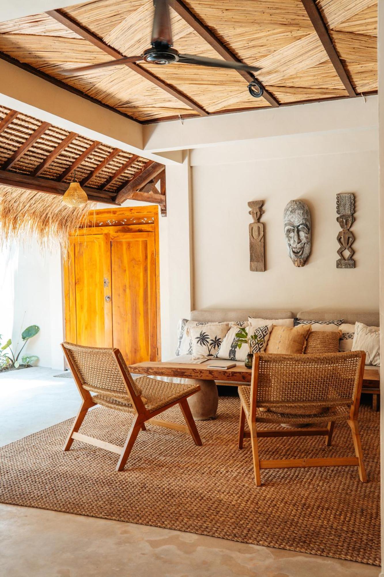 Hani Hideaway Hotel 4*